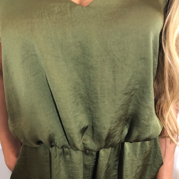 Solddd Outtt - Picture 4 of 5